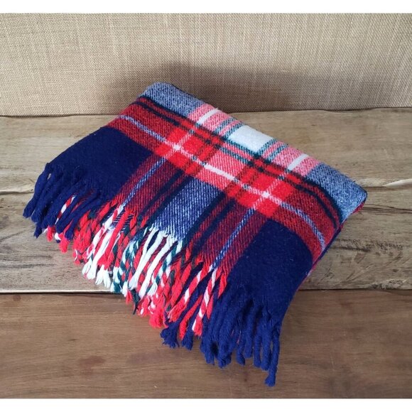 Vtg Troy Oversize Plaid Wool Fringe Throw Car Lap Stadium Bed Blanket 70" x 60" - Picture 2 of 12
